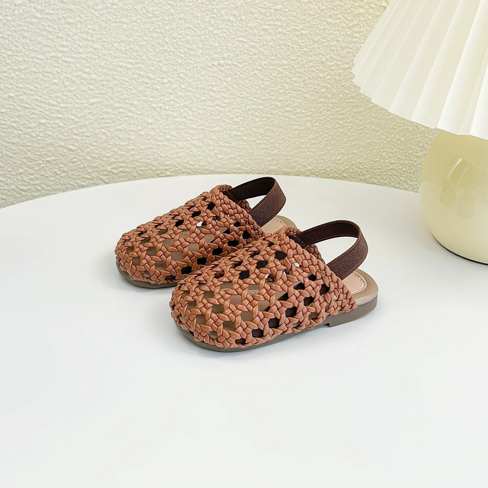 Baby Girls Shoes Braided Sandals for Girls Kids Fashion Hollow Out Leather Shoe Soft Sole Retro Princess Slippers Beach Shoes