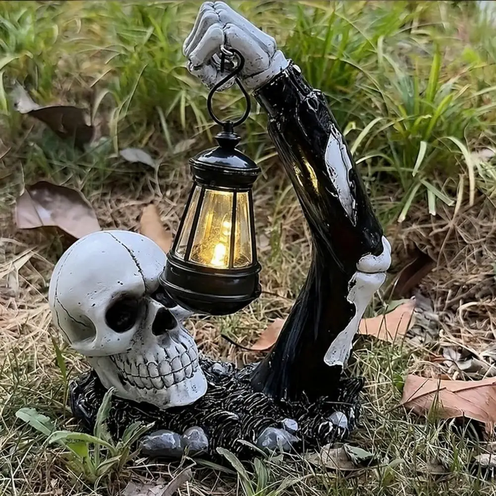 Durable Courtyard Party Ornaments Halloween Resin Ornaments Halloween Zombie Lantern Statue Resin Skeleton Figurine for Haunted