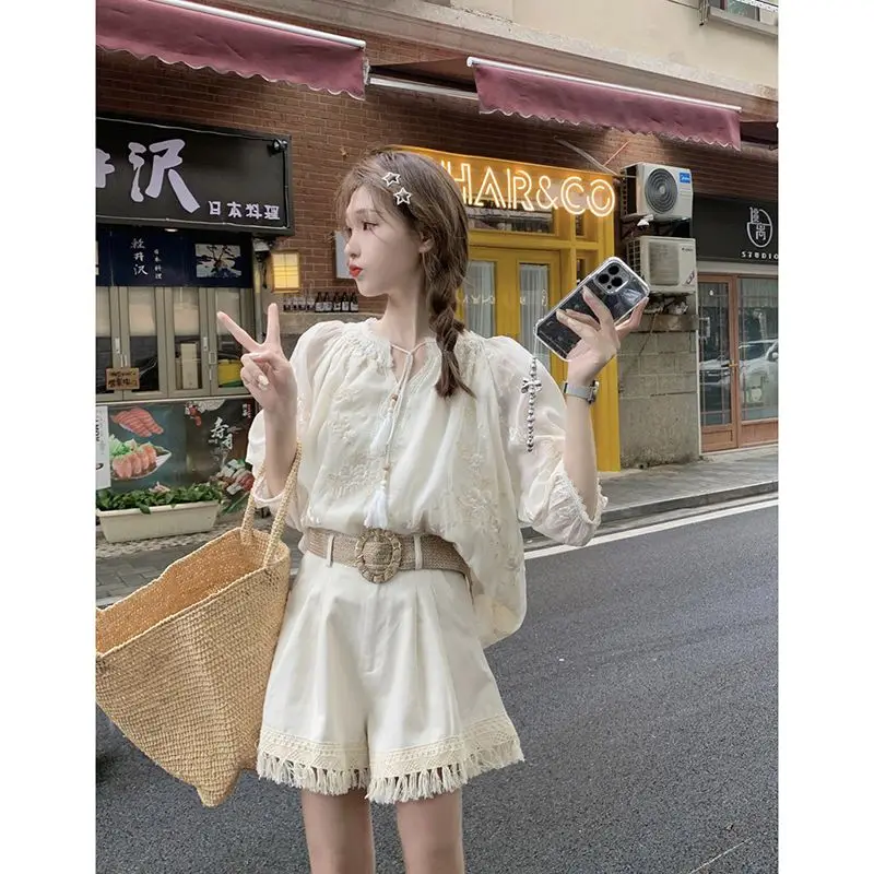 Embroidered V-neck Lantern Sleeve Sunscreen Top Tassel Wide Leg Shorts Sweet High Waist Summer Fashion Set