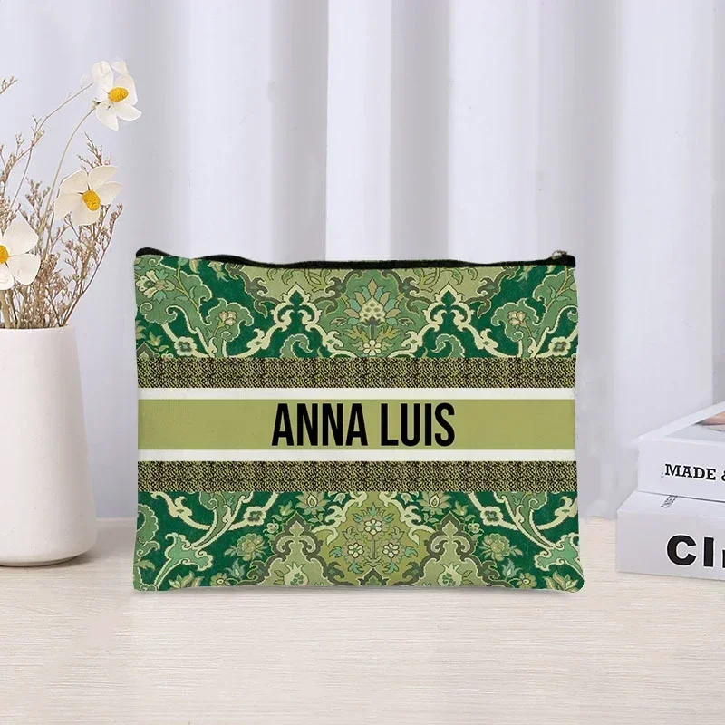 Vintage Name Customized Full Print Makeup Bag Bridesmaid Wedding Makeup Box Handbag Fashion Travel Organizer Toilet Wash Wallet