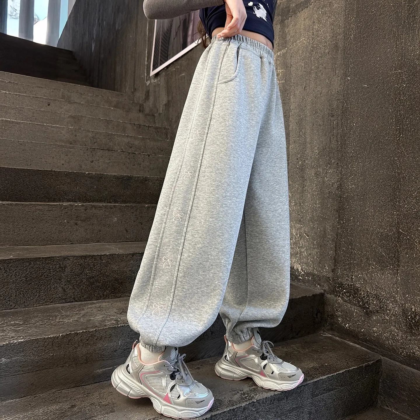 Western style casual pants 2026 Spring and Autumn new item, Zhongda children's sports sweatpants, Korean wide leg long pants