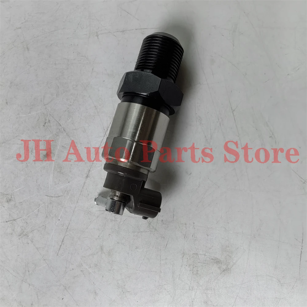 For Toyota Land Cruiser Prado Hilux 23810-30110 2381030110 23810 30110 Diesel Left Fuel Common Rail Pressure Sensor Regulator