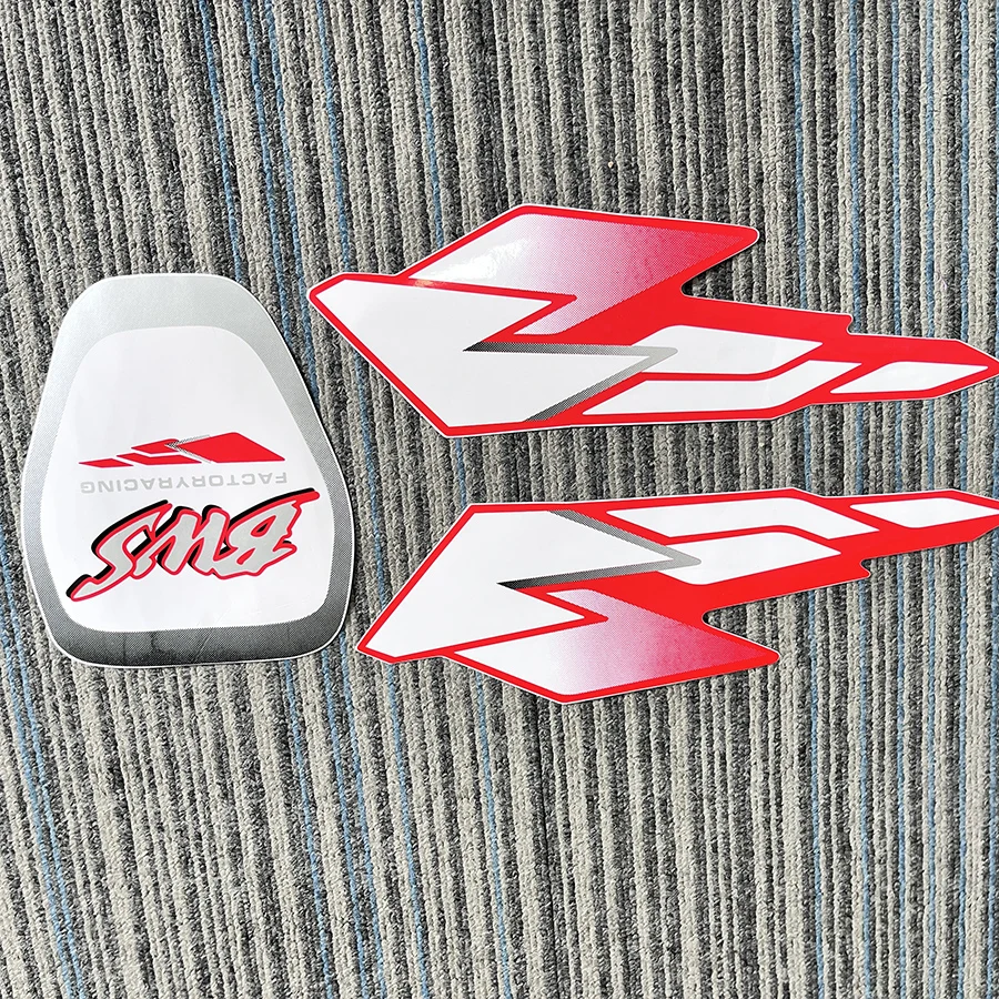 Pegatinas de carenado de cuerpo entero para motocicleta Yamaha BWS100, emblema de logotipo decorativo, insignia reflectante, rojo/azul, 1 Juego