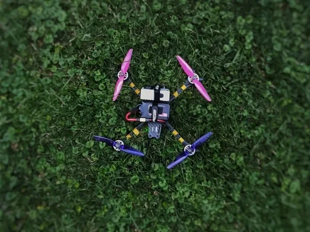 HQProp(6CW+6CCW) Ethix-K2 Colorful Poly Carbonate Propellers 5mm Shaft for 2207 2307 2406 Brushless Motors for 6‑Inch FPV Racing