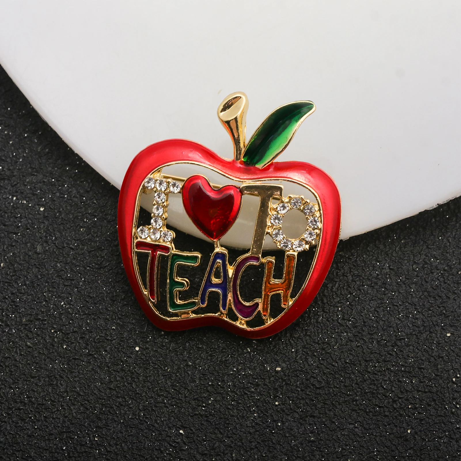 Apple Teacher Brooch Crystal Letter Pencil Lapel Badge Bag Charm Backpack Pin Back-to-School Season Teacher's Day Jewelry Gift