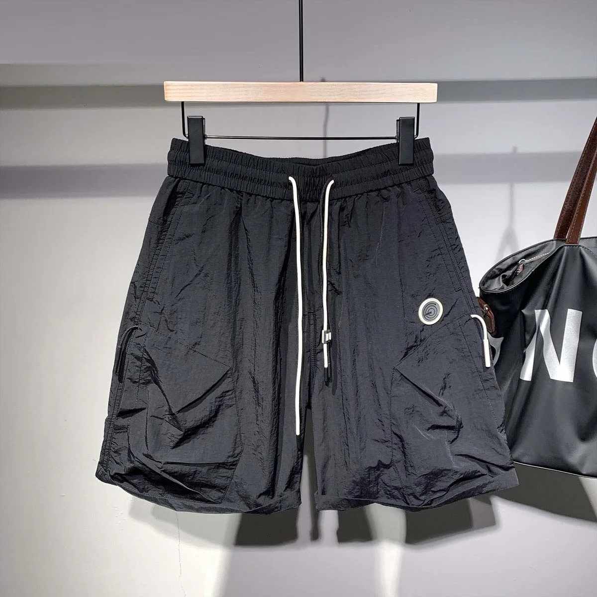 

Мужские летние шорты из ледяного шелка: быстросохнущие, тонкие, повседневные, прямого кроя, длиной до колена, модные, дышащие, пляжные брюки