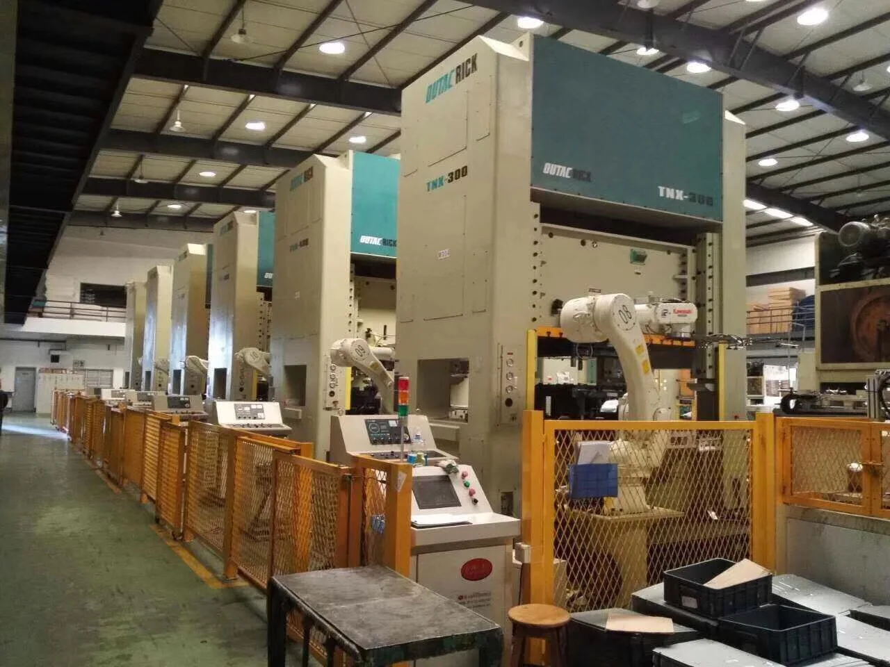 Mechanische Power-Press-Stanzmaschine im neuen Zustand, konkurrenzfähig preiswerte Metall-Lochstanz-Kernmotor-Pumpenkomponenten