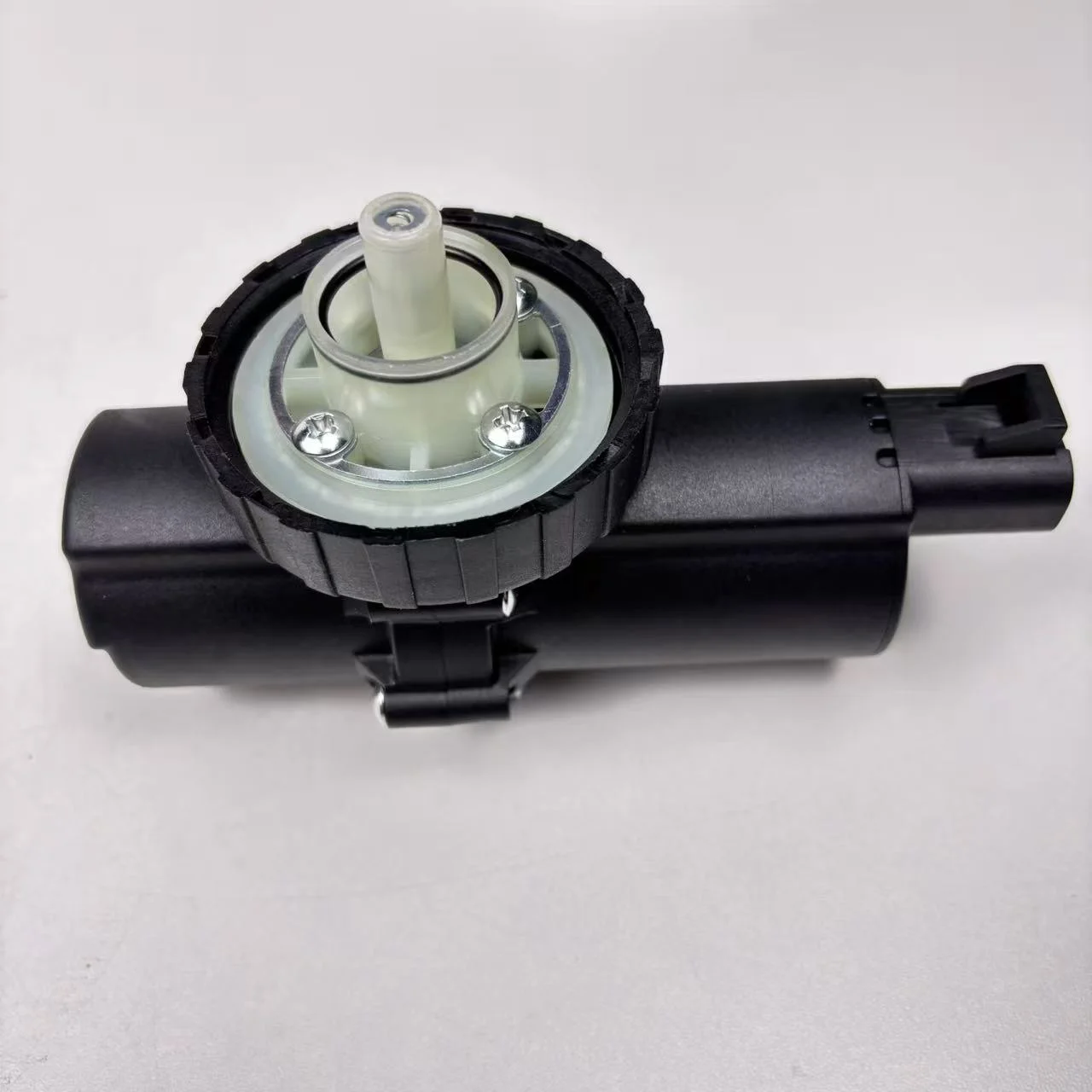 Fuel Pump RE505825 For John Deere 6820 6920 6920S 6320L 6420L 6520L