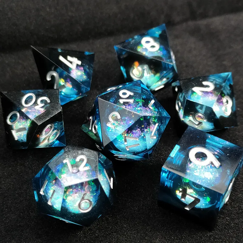 Colorful Liquid Core Dice Set Polyhedral DND Dice With Sharp Edges Unique Handmade Resin Eyeball Dice for TRPG Board Game D&D