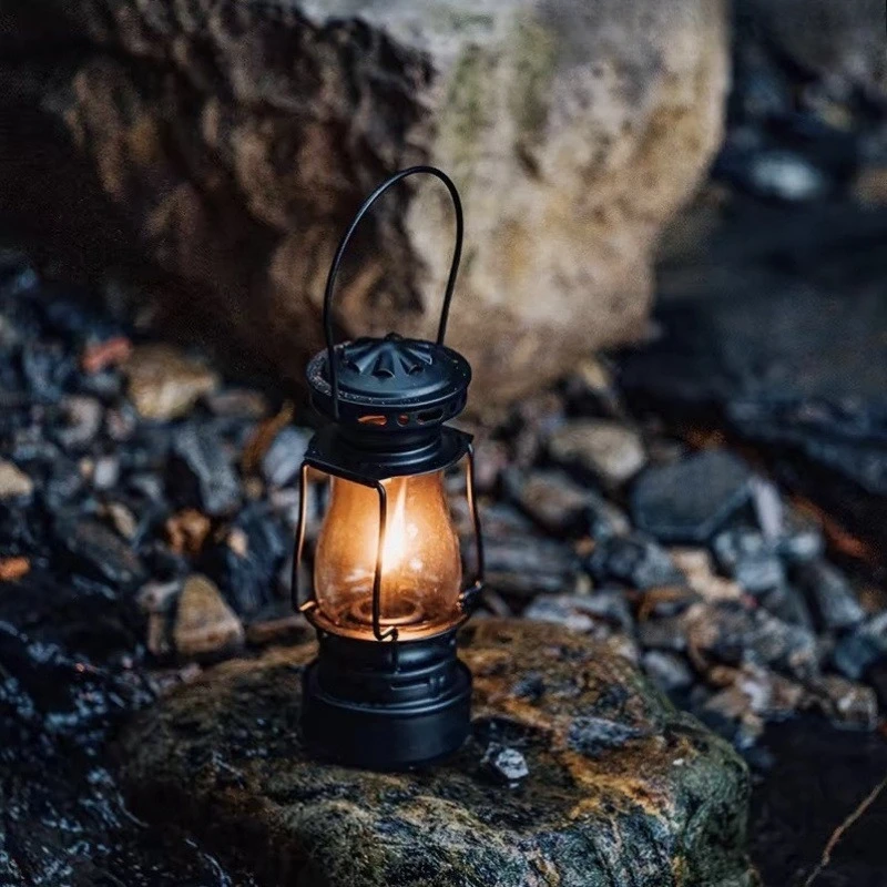 Zewnętrzne przenośne oświetlenie kempingowe vintage, nastrojowe lampy kempingowe vintage, przenośne lampy w kształcie konia.