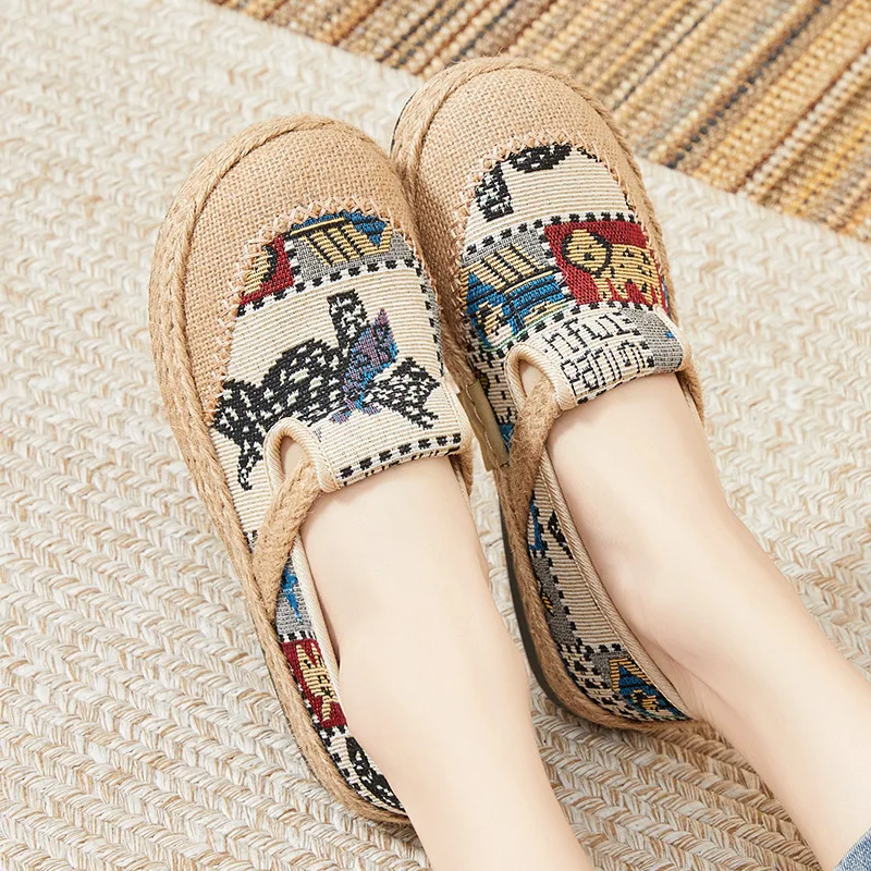 

Spring New Casual Half Slippers Chinese Ethnic Style Woven Shoes Breathable and Comfortable Women's Shoes