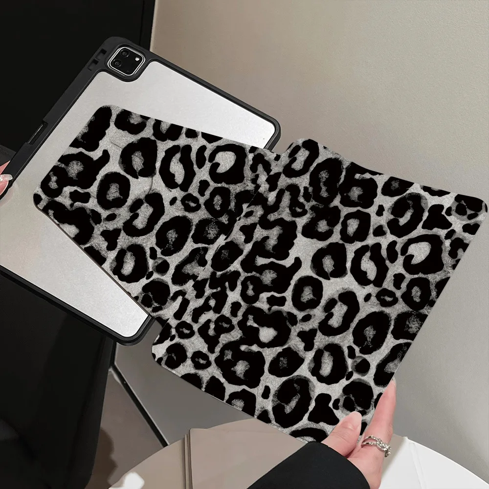 2026 NEW 720° RotatingTrendy Leopard Print Tablet Cover for iPad Air 11 Air 13 2026 mini 7 2024 8.3inch Pro 11 2025 Cases