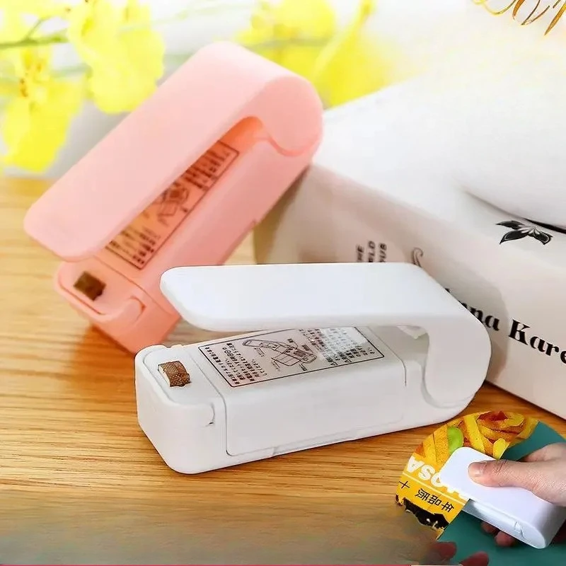 Mini Sealing Machine for Home Use Portable for Sealing Moisture-proof Plastic Bags of Snacks