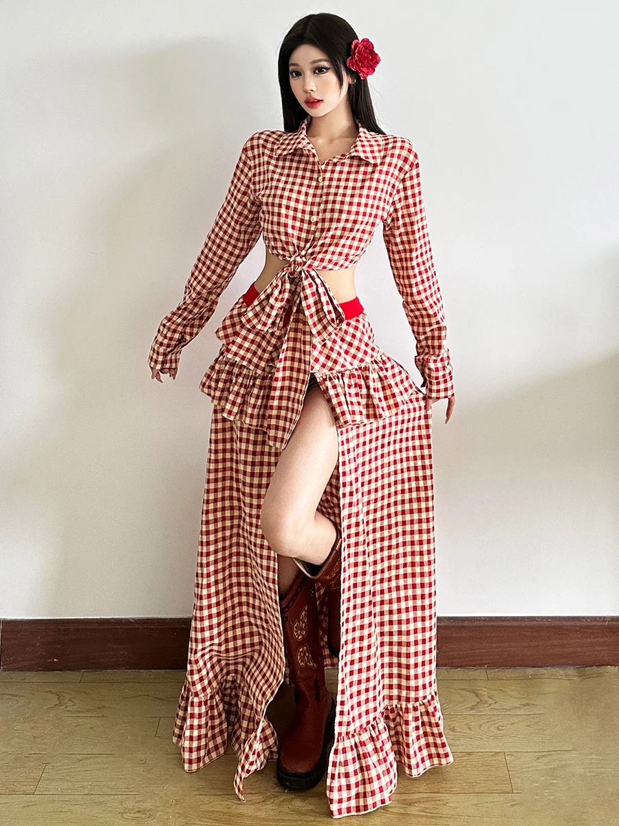 ชุดเสื้อและกระโปรงผ่าข้างสไตล์เรโทร ดีไซน์ผูกโบว์หวานซ่อนเปรี้ยว สำหรับผู้หญิง แฟชั่นทันสมัยและเซ็กซี่