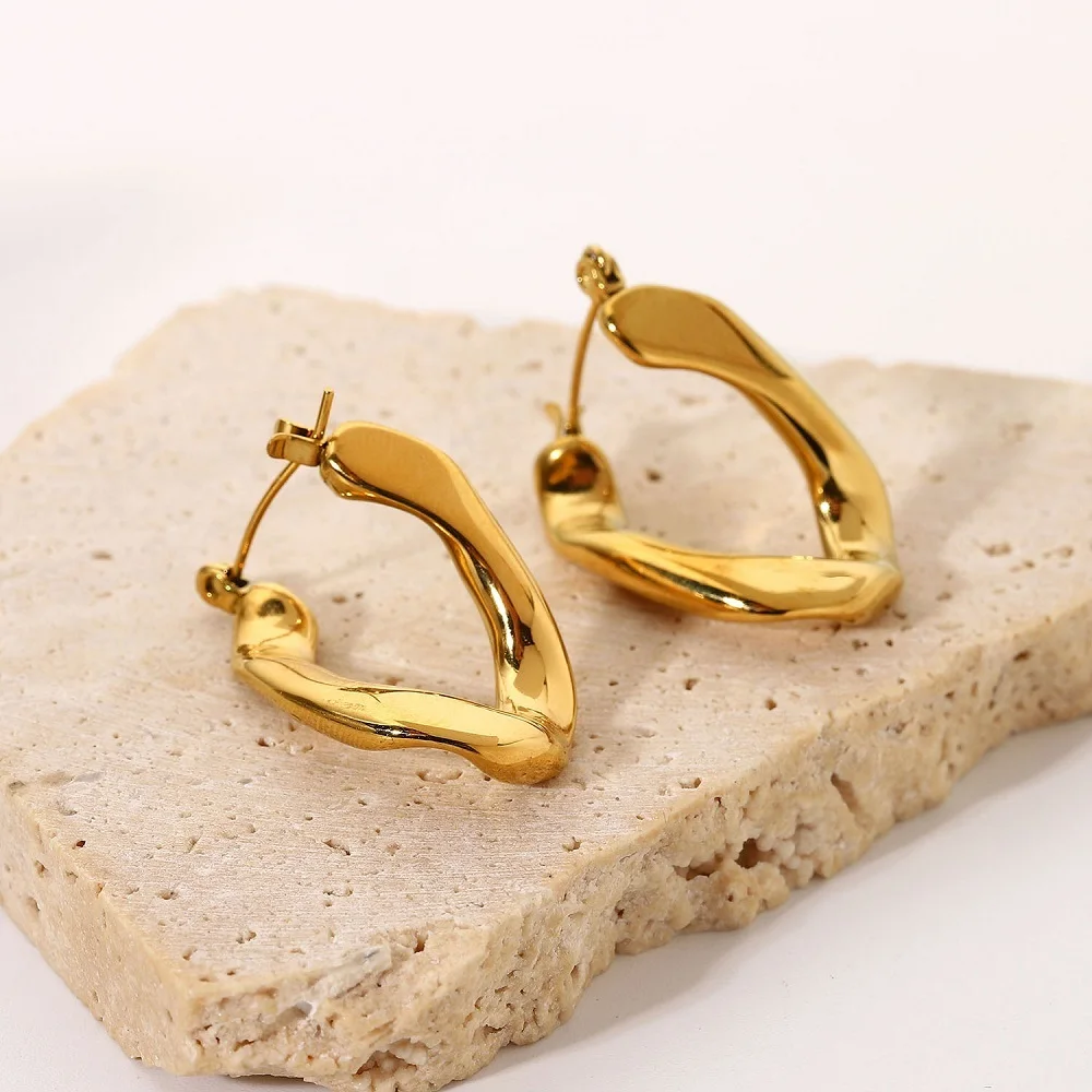 New Chunky IP 18K Gold Plated Stainless Steel Bold Cuban U Twisted Hoop Earrings for Women Tarnish Free Jewelry Gift