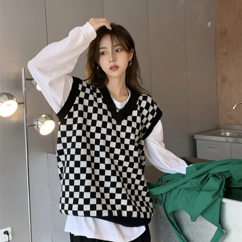 Vintage Black white checkerboard Knitted Women Sweater Vest Y2K Aesthetic Sweet Cute Slim Crop Waistcoat Sleeveless Knitwears