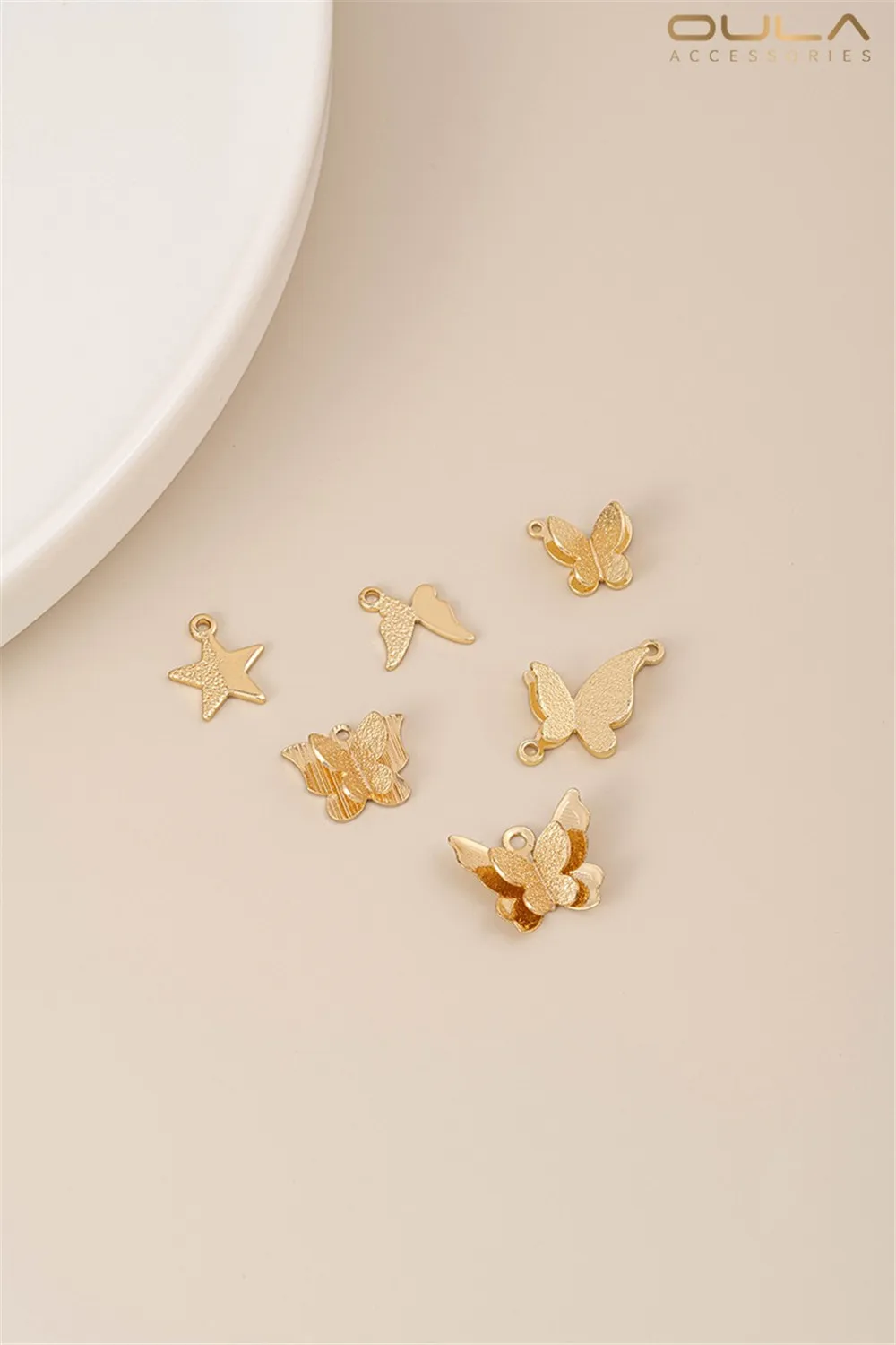 14K Gold Sand Surface Five-pointed Star Butterfly Gold Sand Flash Double-layer Small Butterfly Pendant Diy Jewelry Accessory