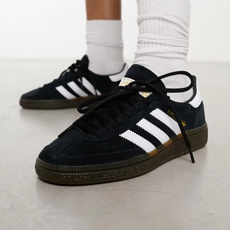 حذاء adidas Originals HANDBALL SPEZIAL كاجوال منخفض الارتفاع كلاسيكي متعدد الاستخدامات ومقاوم للاهتراء وغير قابل للانزلاق باللونين الأبيض والأسود