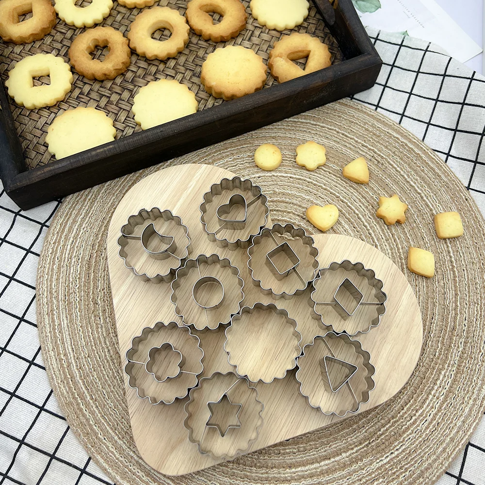 9 Uds. Molde para galletas de forma Irregular con forma de corazón y Luna navideña transfronteriza para hombre, molde para pastel en forma de corazón de pan de jengibre en forma de estrella Ba