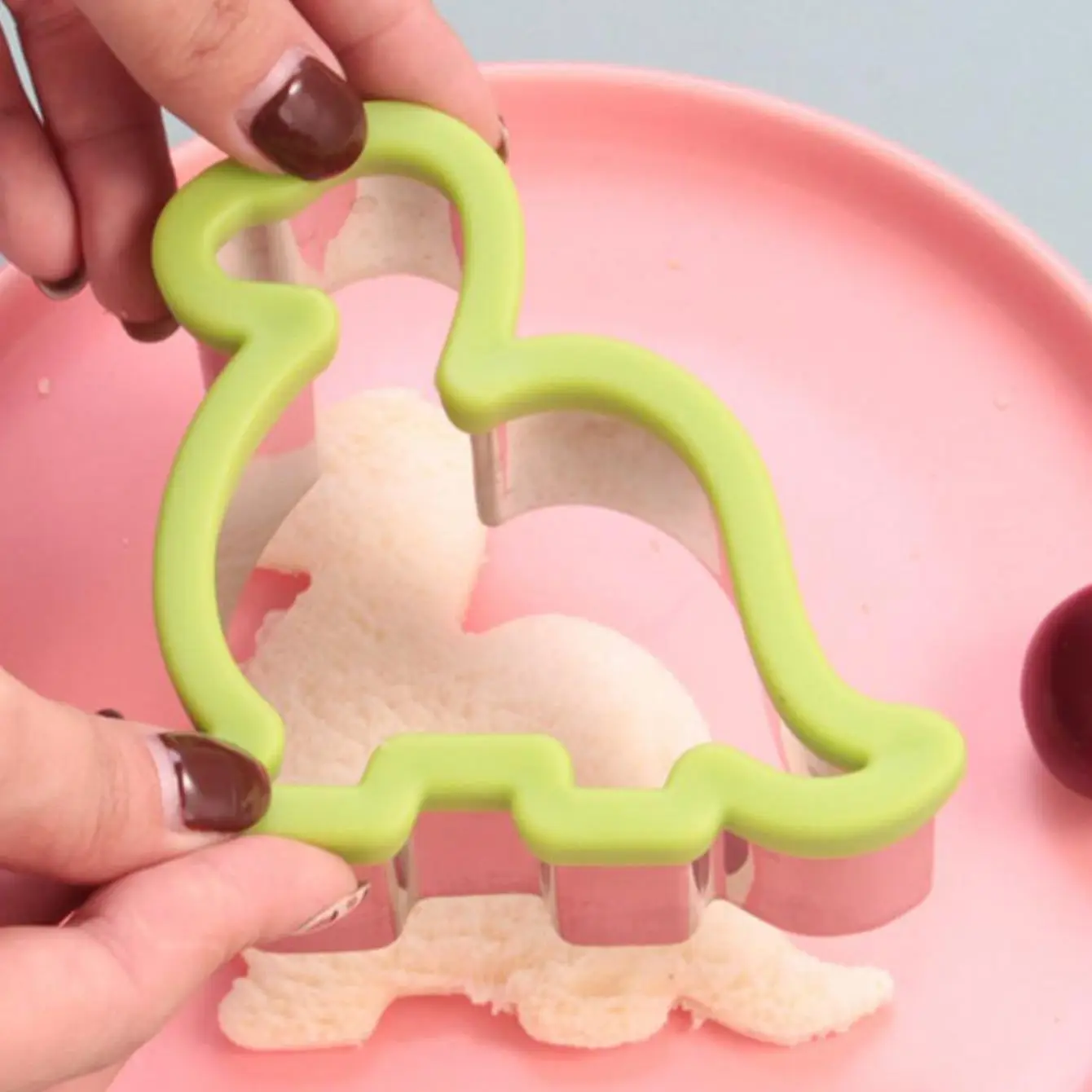 子供のための食品カッターセット,恐竜の星,ハートの形をしたステンレス鋼のパン型,クッキーカッター,1個