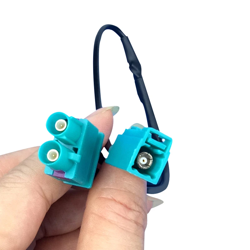 NEW 2 to 1 Double Fakra Radio Antenna Adapter RNS RCD 510 310 315 210 to RCD330 Fit for VW