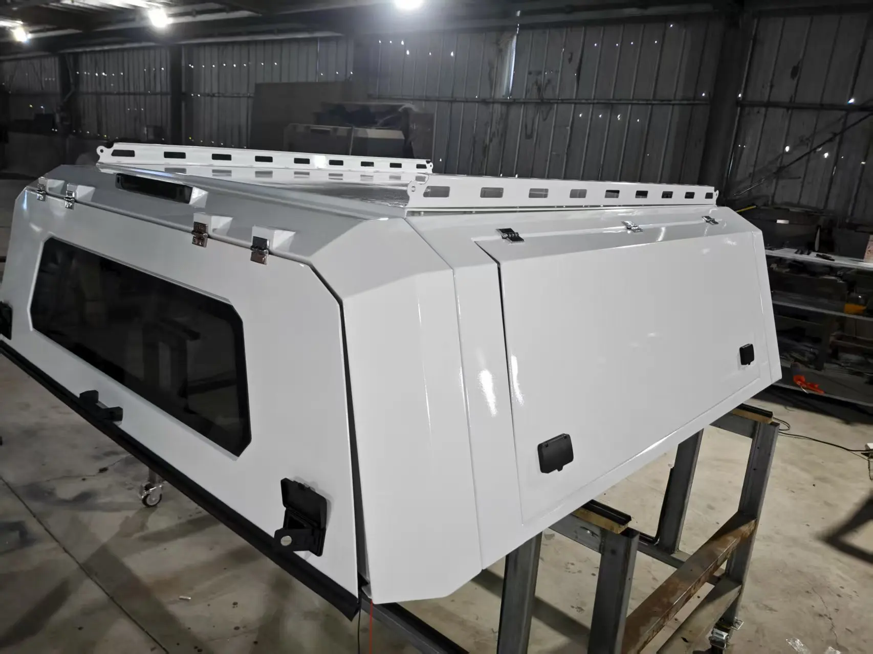 Рисунок 5 - Колпаки для грузовиков Musso LC79 Titan для D-max