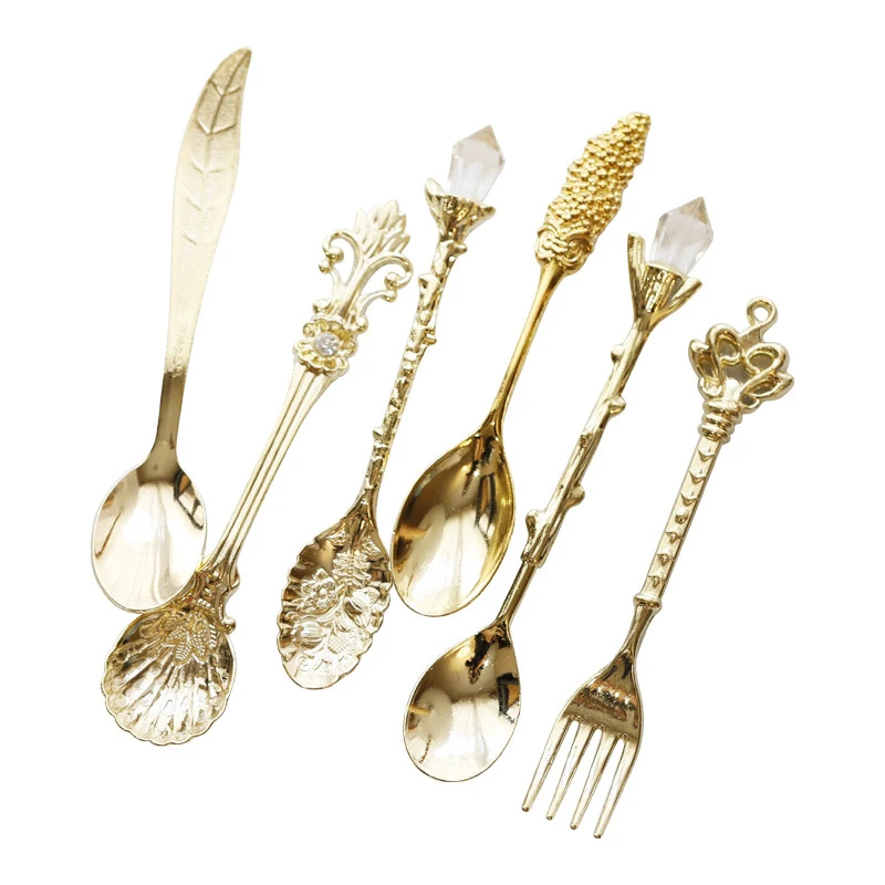 European-style Court TablewareRoyal Style Metal Carved Fruit Fork Vintage Coffee Spoon Dessert Table Decorative Spoon