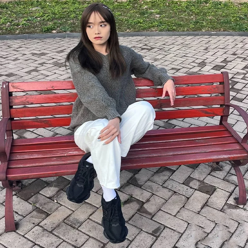 

Four season collectionNew 2024 Women's Shoes, Sports Shoes, Co branded Retro Couple Running Shoes 9060