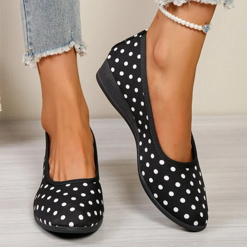 Women's Flats Round Toe Low Wedge Heel Slip-On Casual Shoes Polka Dot Pattern Everyday Walking Footwear Classic Design Options
