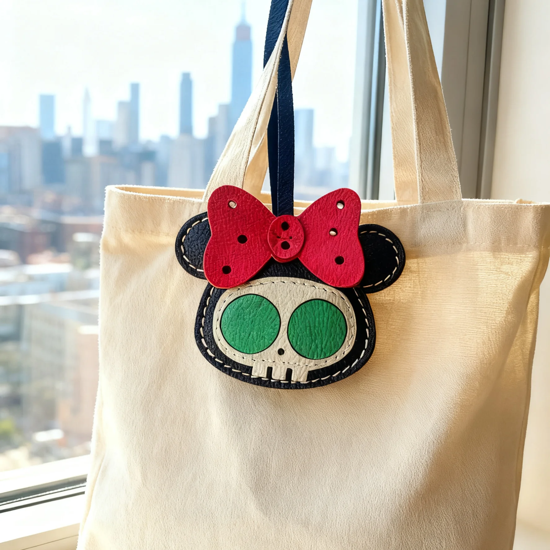 

Skull Bowknot Genuine Leather Handmade Niche Bag Pendant Keychain Accessory Charm