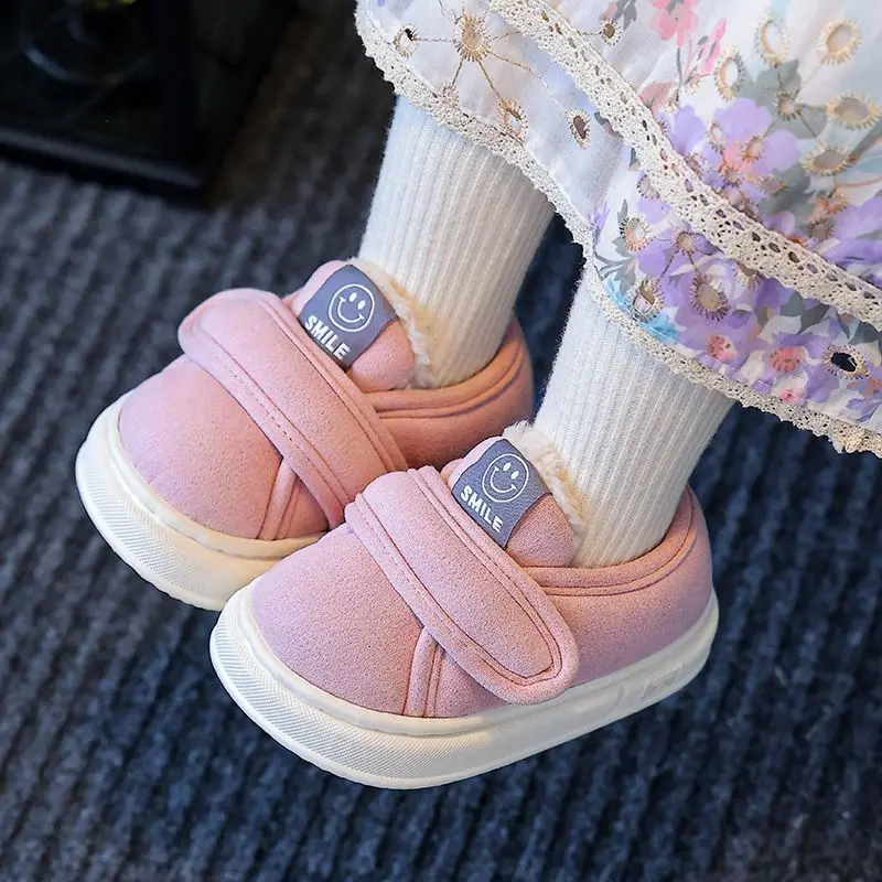 Zapatillas de invierno para niños y niñas, zapatos antideslizantes para el hogar, interiores, a la moda, cálidos, para dormitorio, zapatos informales para exteriores