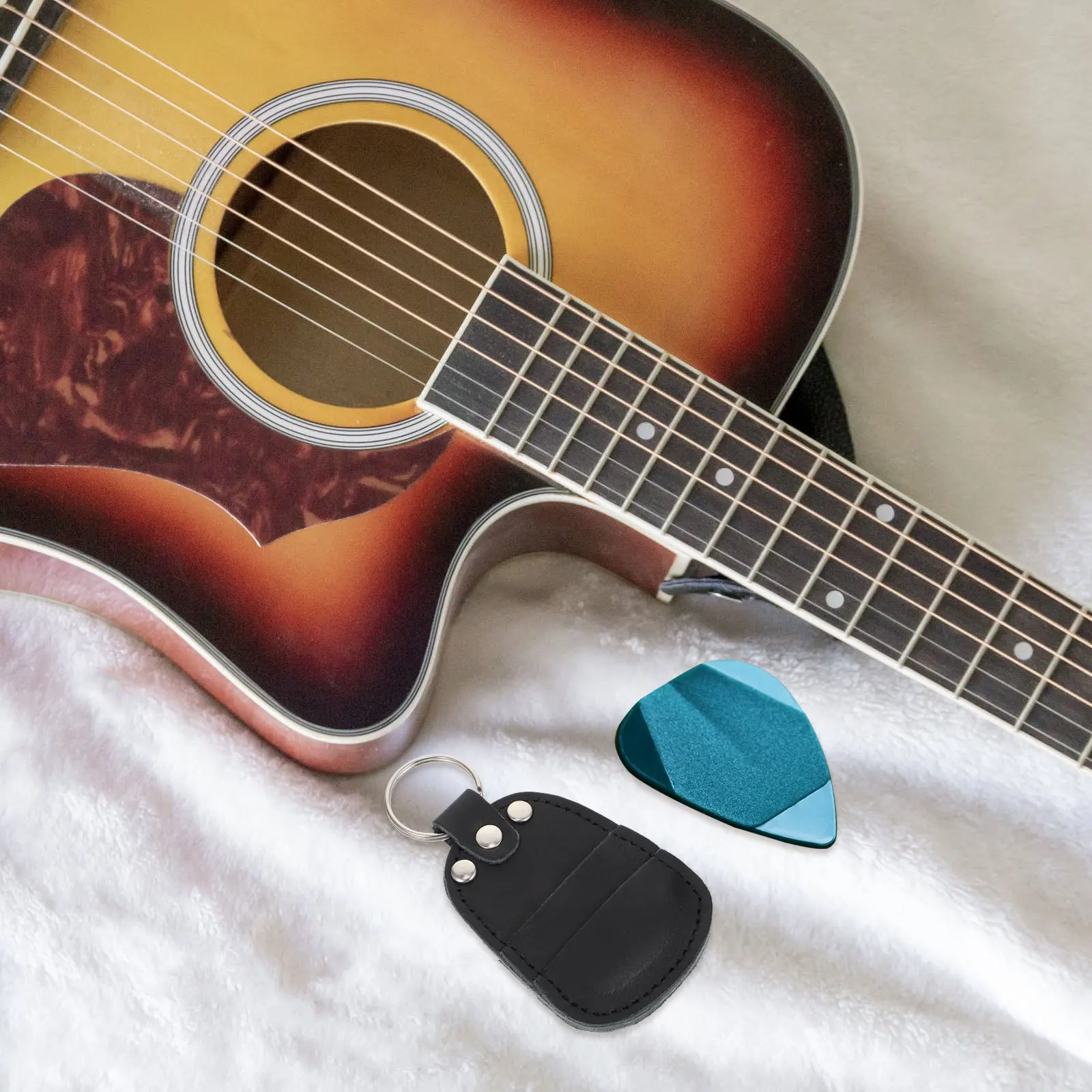 

Cowhide Guitar Pick Bag Black Portable Plectrum Storage Holder for Guitar Ukulele Bass Picks Protection Organizer Case