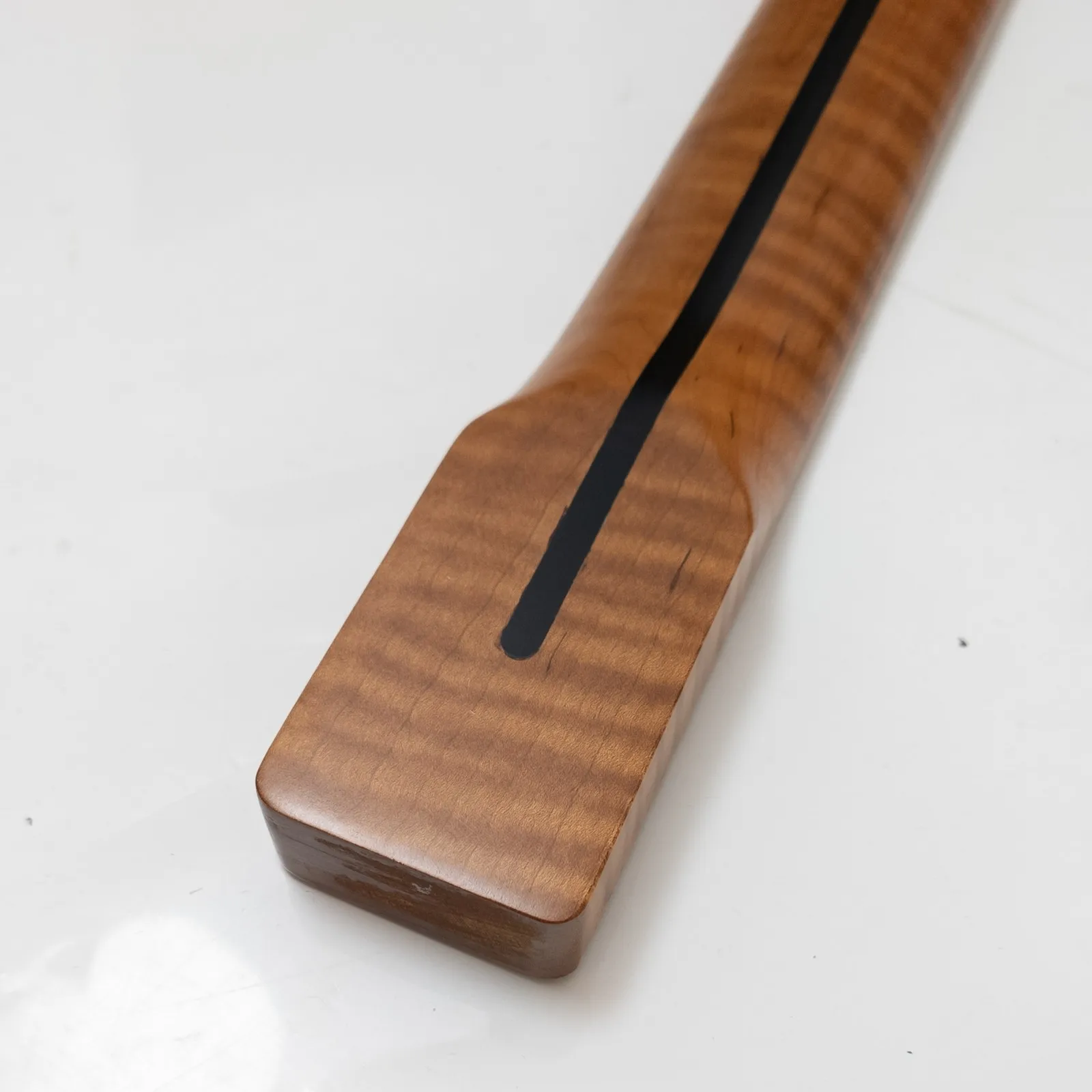 Tiger Flame Roasted Maple Electric Guitar Neck 25.5 Inch 21 Medium Jumbo Stainless Steel Frets 9.5 Radius Bone Nut Modern C