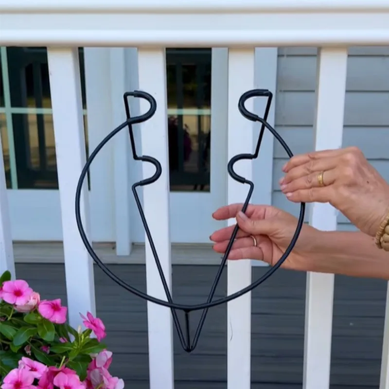 Hot Sale Adjustable Balcony Fence Planter Rack Outdoor Hanging Pot Metal Bracket