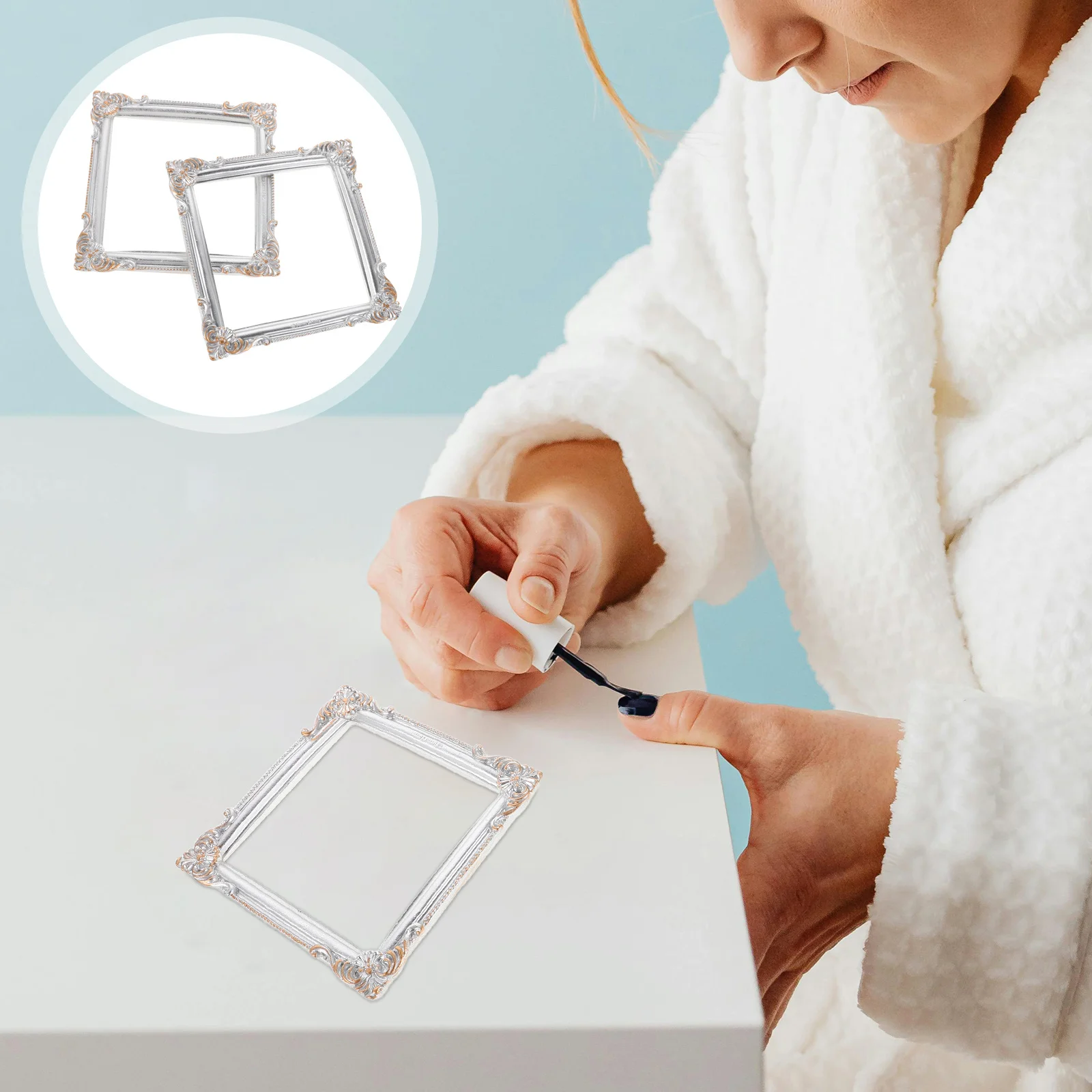 

2Pcs Mini Vintage Resin Photo Frames Ornate Baroque Tiny Retro Picture Frames Tabletop DIY Manicure Jewelry Display Home