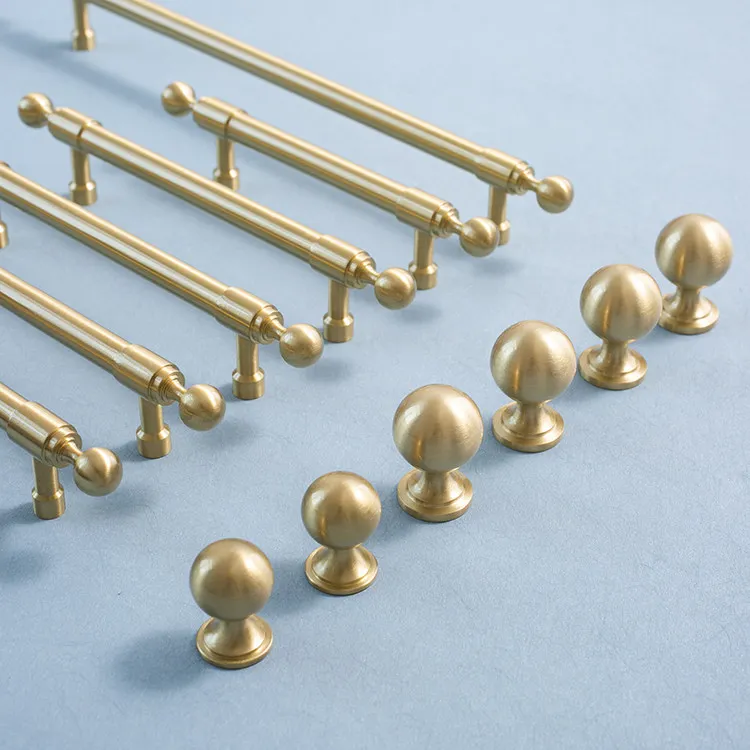High-end Solid Brass Cabinet Handles Vintage Antique Brass Cabinet Pulls with Round Ball Dresser Handle for Kitchen, Closet