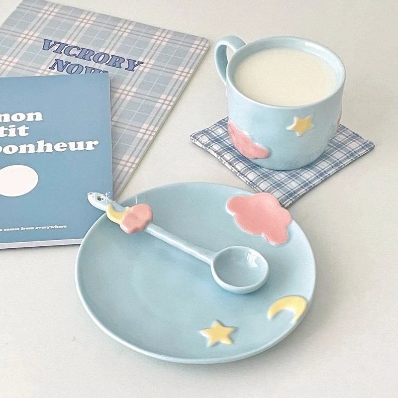 

Blue star and moon three-dimensional relief coffee cup saucer ins style Korean design sense niche milk cup high value girl