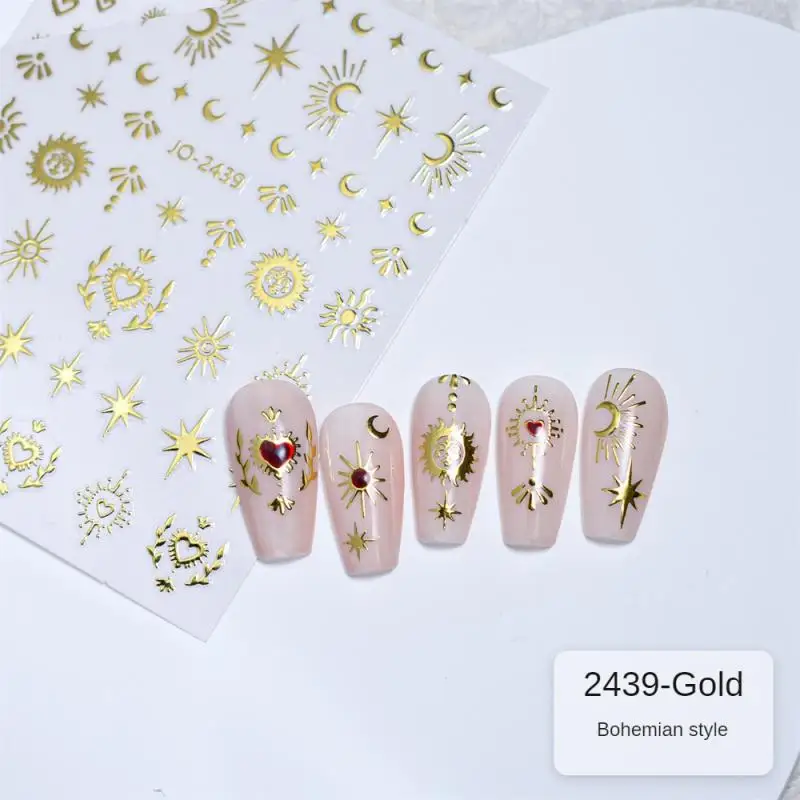 Metal dorado Inodoro Increíbles pegatinas para uñas para ocasiones especiales Suministros para uñas y herramientas de manicura Calcomanías para uñas de primera elección bellamente