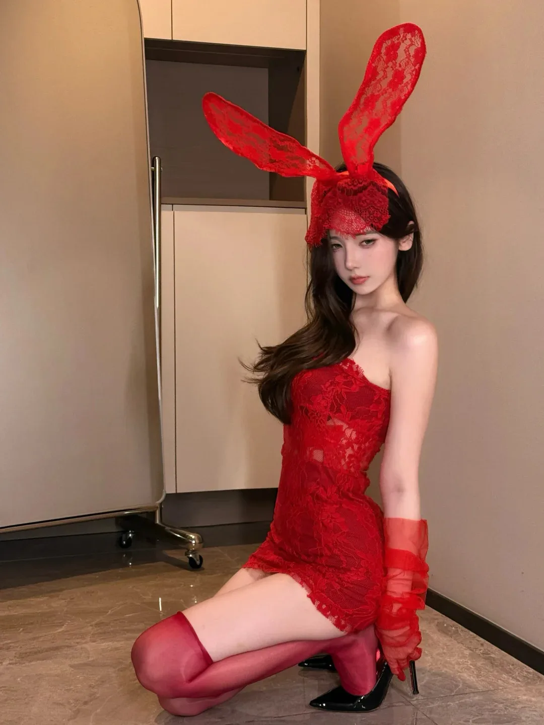 

Red Lace One-oulder Dr Sexy Girl Waist-Cinching Bodycon loween Cosplay Rabbit Girl Costume Women's Faion Spring 2024