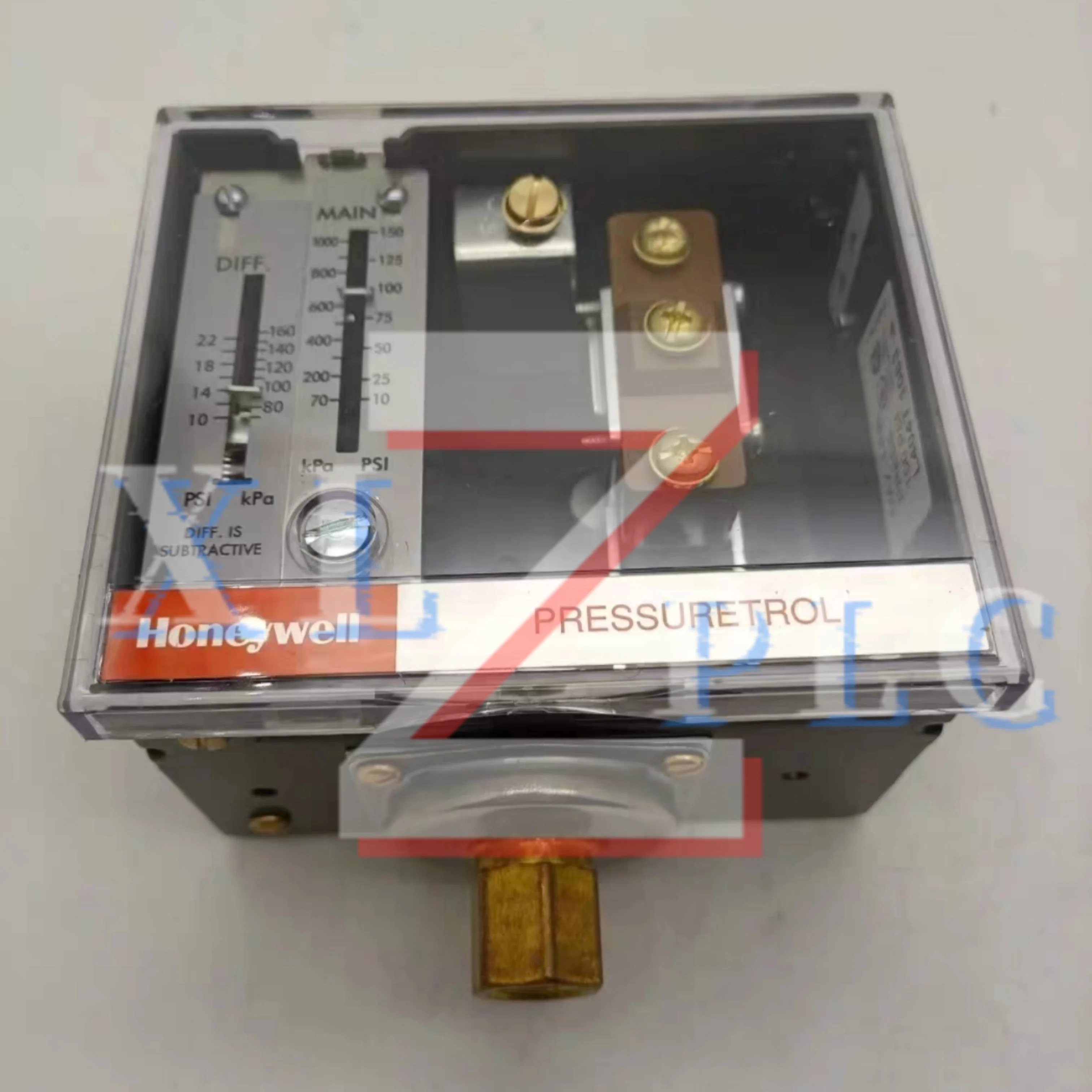 

new original L4079B1041 Pressuretrol