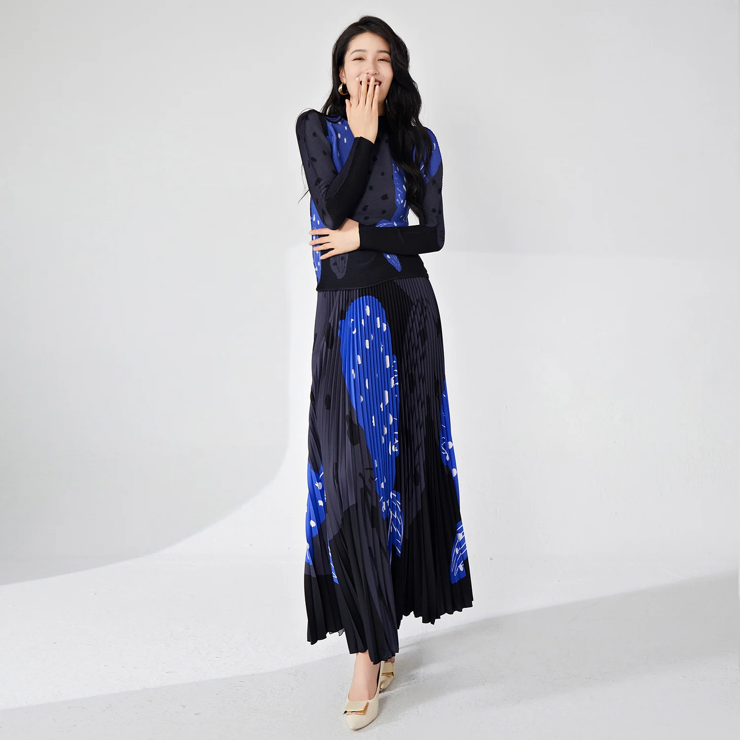 Lässiger Blumen-A-Linien-Rock für Damen und langärmlige Oberteile, zweiteiliges Set, neuer plissierter lockerer Rock für den Sommer in großen Größen