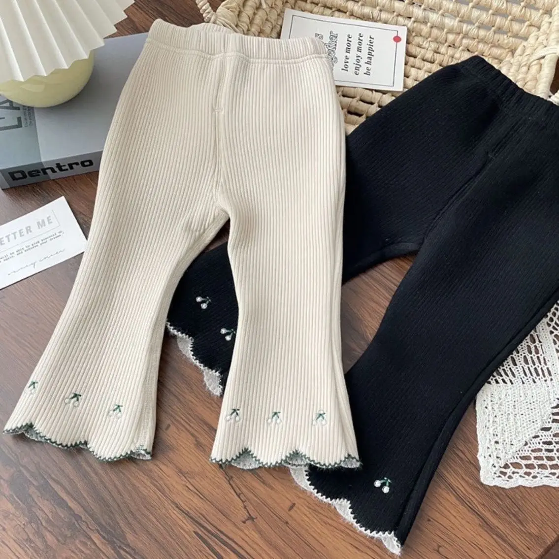 Fleece-Lined Girls Autumn Winter Flared Pants Soft Stretchy Casual Pants Kids Breathable Comfortable Long Pants Children Casual