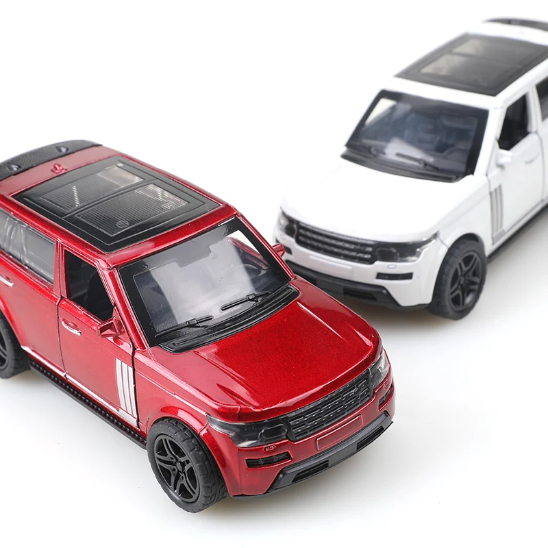 (Corrugated box) 1/36 scale, three-door Ronge Rider and BaoMan style toy car, powerful spring function, metal casting, toy