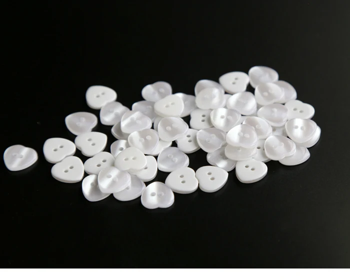 50pcs/lot Size:11mm/12.5mm High Quality Sweet Heart Shirt Buttons Pearl White Button 2 Holes Decoration (ss-1422)