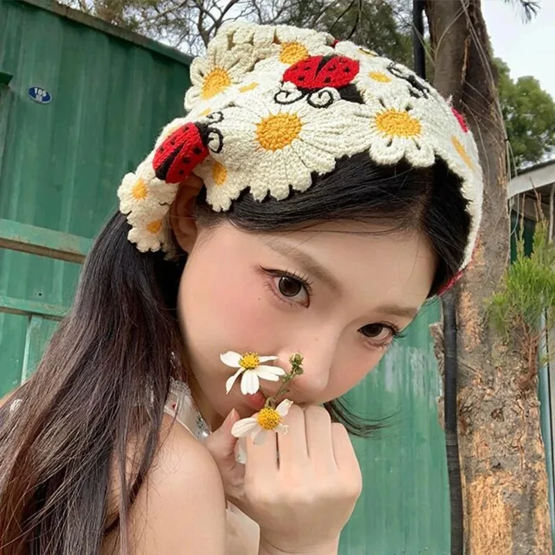 

Korean INS Style Sweet Cute Handmade Crochet Hollow Triangle Headband Towel Travel Photo Pastoral Style Headband Hair Scarf