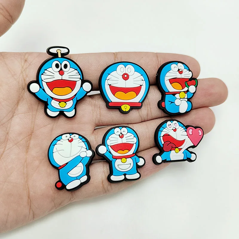 Hot 16pcs/Set Doraemon Series Shoes Charm  Shoe Charm Decorative Clog Shoe Buckle Halloween Gift