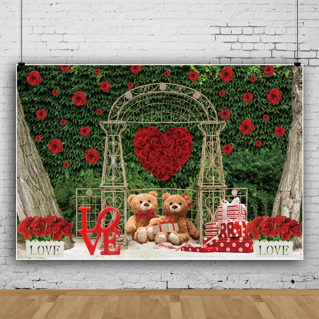 Laeacco-خلفية عيد الحب سعيد ، قلب الحب ، جدار العشب الأخضر ، الدب ، الورد ، الزفاف ، دش الزفاف ، تصوير الحفلات ، الخلفية