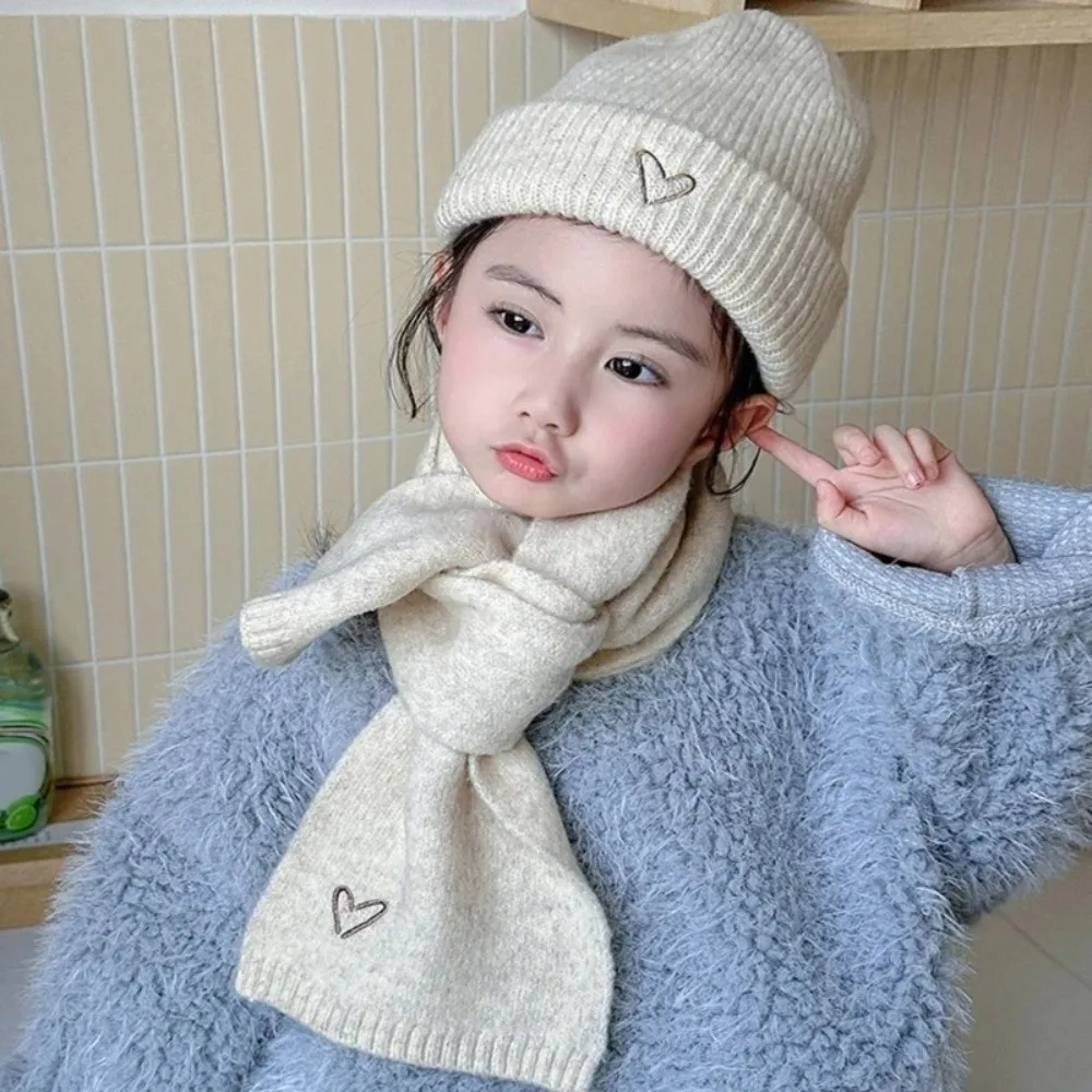 Nouveau chaud écharpe chapeau ensemble coupe-vent résistant au froid pull casquette amour coeur broderie bonnet chapeau Sports de plein air