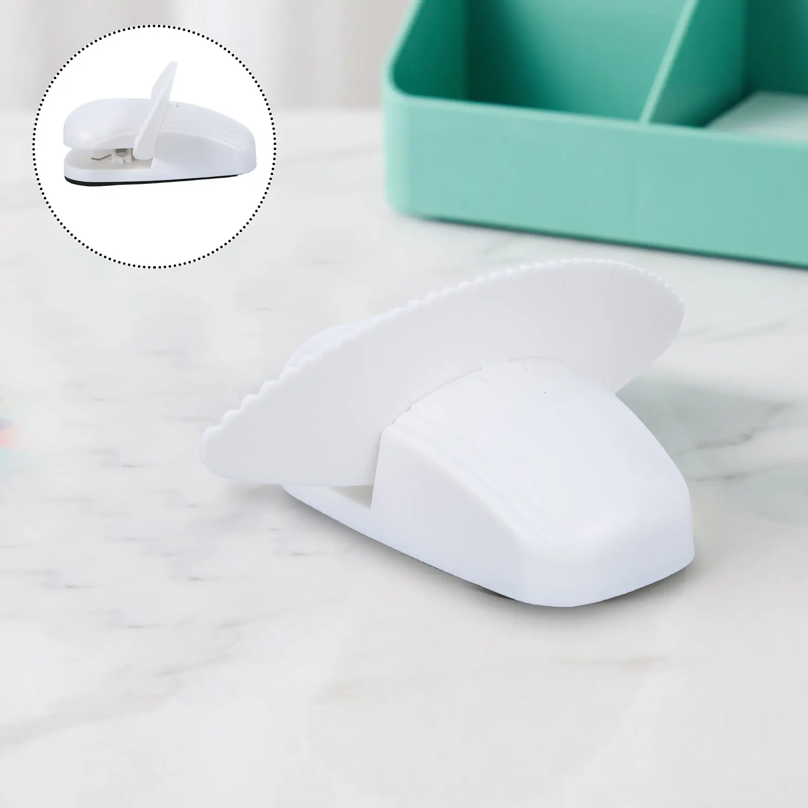 Desktop Paper Holder Stand Stable Document Clamp Non Slip Paper Clip Stand for Office Home School Computer Desk Paperwork