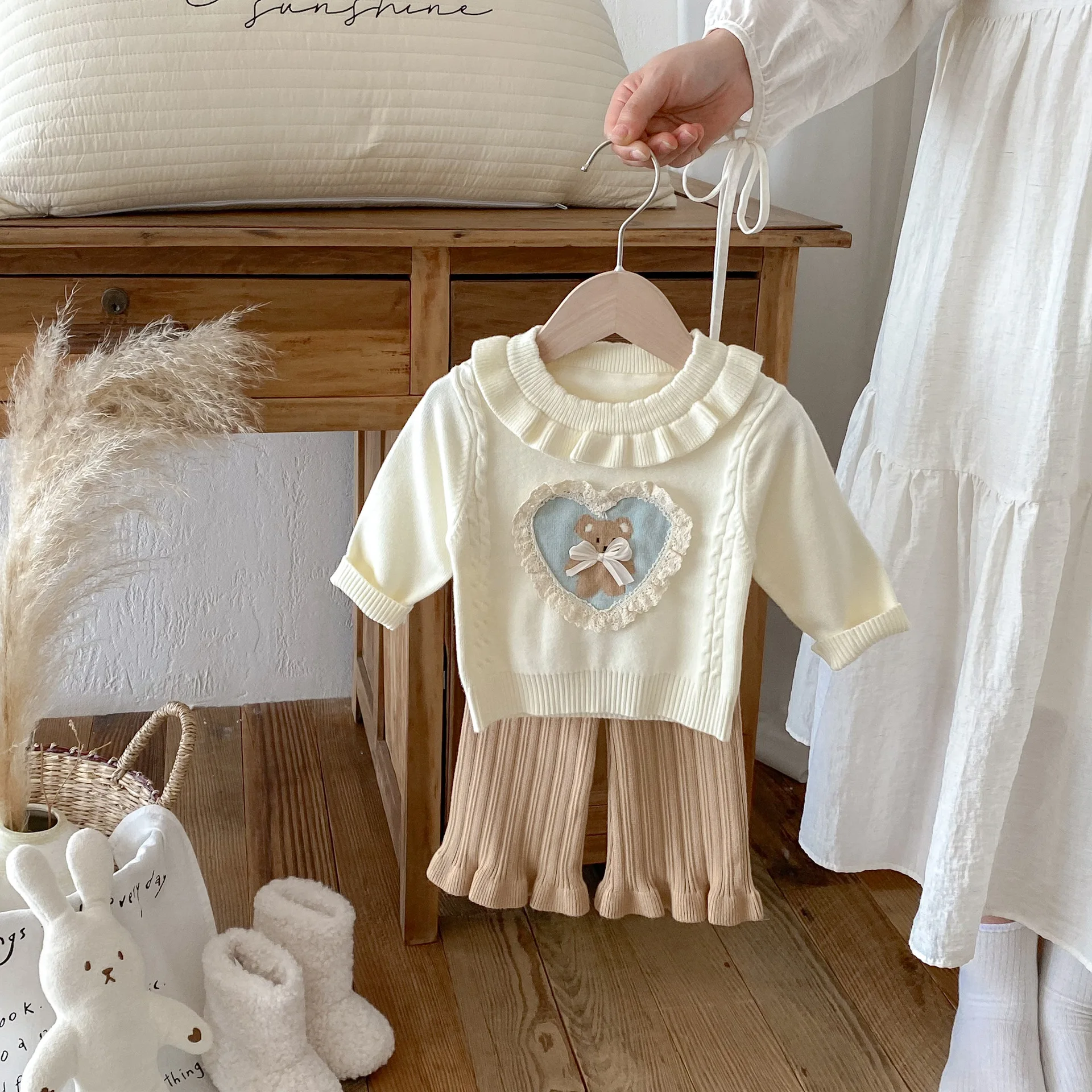 Korean Baby Girl's Sweater Clothes Set 2025 Autumn And Winter New Girls Knitted Sweater Coat +bell Bottoms 2pcs Pants Suit